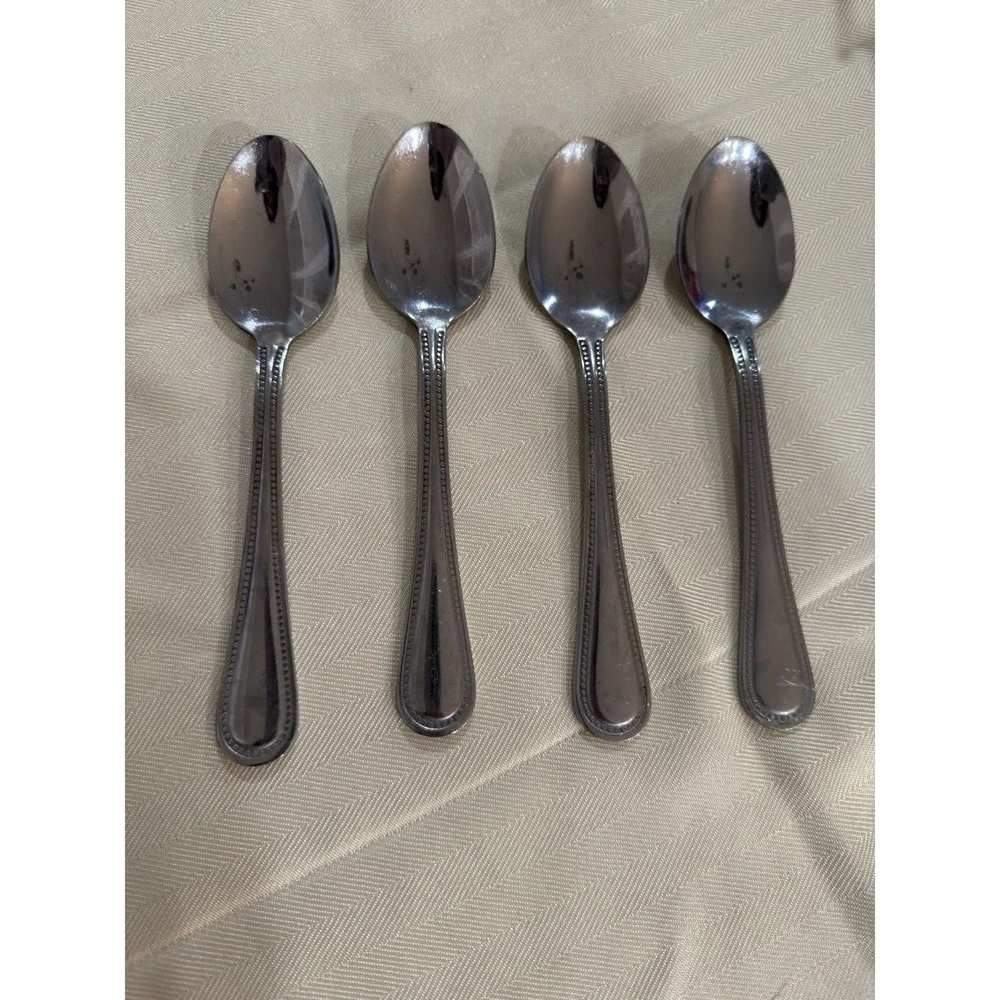 10 Strawberry Street Flatware Table Spoon Beaded Edge-Stainless Steel (Set of 4)